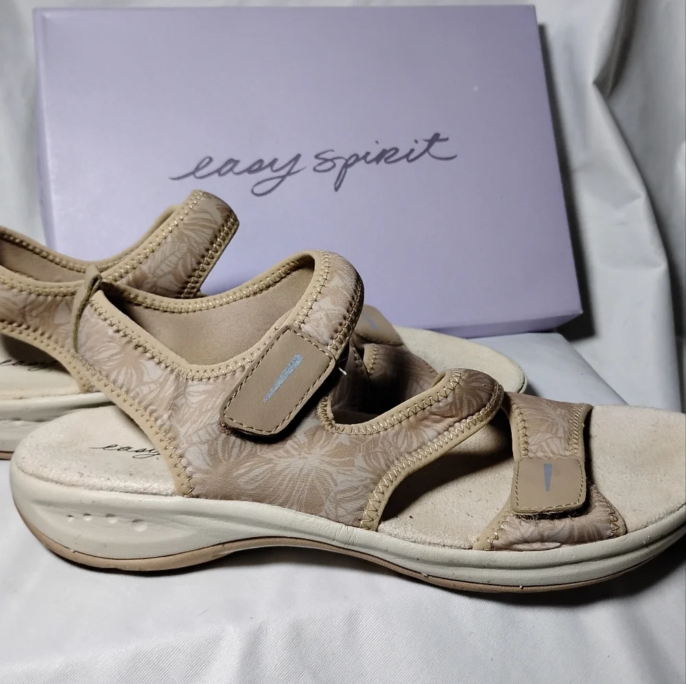 Easy Spirit women size